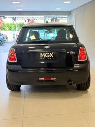 MINI-COOPER-2010