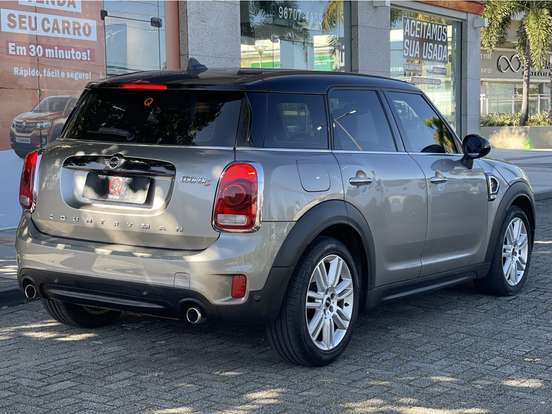 MINI-COOPER-2.0 S CLUBMAN 16V TURBO GASOLINA 4P AUTOMÁTICO MINI-COOPER-2018