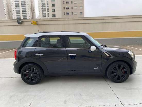MINI-COUNTRYMAN-2010