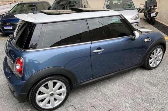 MINI-COOPER-2010
