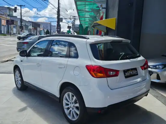 MITSUBISHI-ASX-2.0 4X4 AWD 16V GASOLINA 4P AUTOMÁTICO MITSUBISHI-ASX-2013