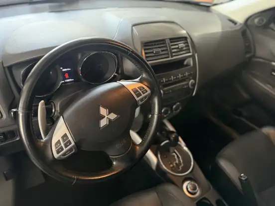 MITSUBISHI-ASX-2011