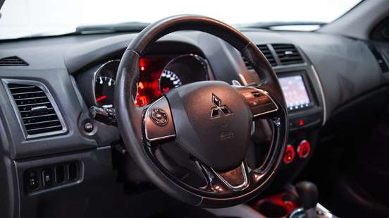 MITSUBISHI-ASX-2018