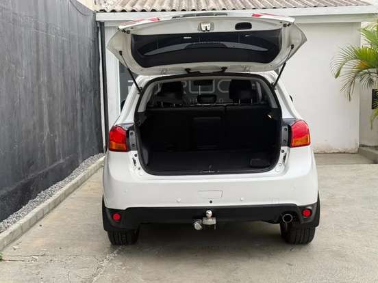 MITSUBISHI-ASX-2016