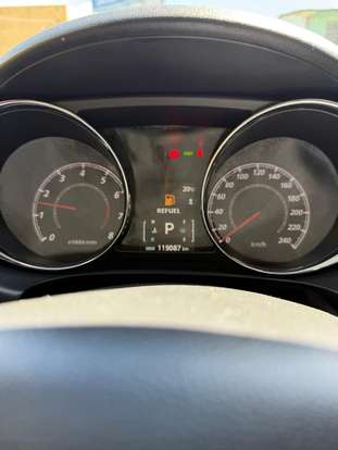 MITSUBISHI-ASX-2014