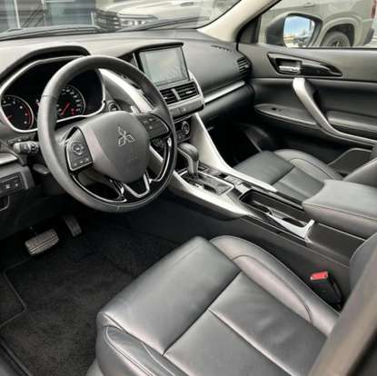 MITSUBISHI-ECLIPSE CROSS-2024