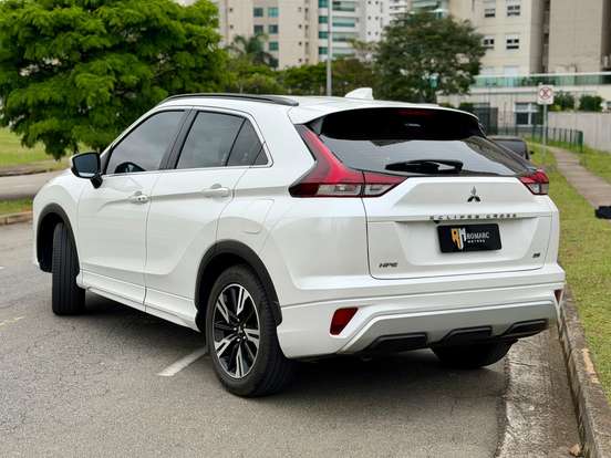 MITSUBISHI-ECLIPSE CROSS-1.5 MIVEC TURBO GASOLINA HPE CVT MITSUBISHI-ECLIPSE CROSS-2024