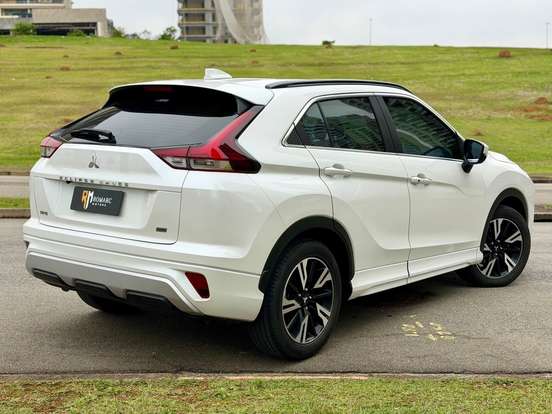 MITSUBISHI-ECLIPSE CROSS-1.5 MIVEC TURBO GASOLINA HPE CVT MITSUBISHI-ECLIPSE CROSS-2024