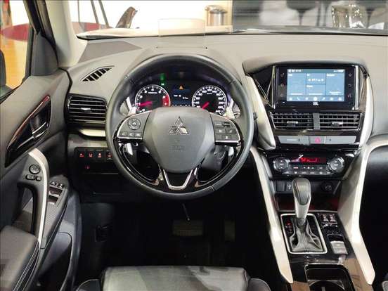 MITSUBISHI-ECLIPSE CROSS-1.5 MIVEC TURBO GASOLINA HPE-S CVT MITSUBISHI-ECLIPSE CROSS-2024