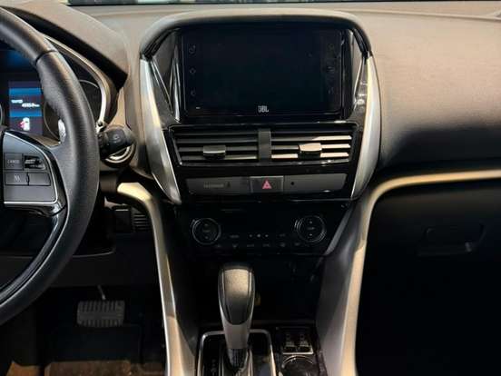 MITSUBISHI-ECLIPSE CROSS-1.5 MIVEC TURBO GASOLINA HPE-S CVT MITSUBISHI-ECLIPSE CROSS-2024