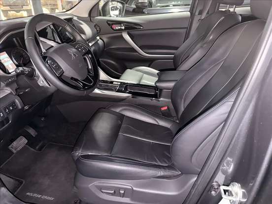 MITSUBISHI-ECLIPSE CROSS-2024
