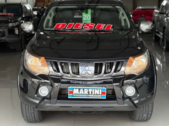 MITSUBISHI-L200 TRITON-2.4 16V TURBO DIESEL SPORT HPE CD 4P 4X4 AUTOMÁTICO MITSUBISHI-L200 TRITON-2020