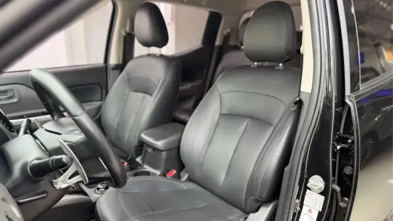 MITSUBISHI-L200 TRITON-2020