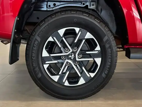 MITSUBISHI-L200 TRITON-2.4 16V TURBO DIESEL SPORT HPE-S CD 4P 4X4 AUTOMÁTICO MITSUBISHI-L200 TRITON-2023