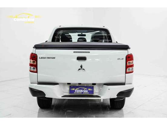 MITSUBISHI-L200 TRITON-2.4 16V TURBO DIESEL SPORT GLS CD 4P 4X4 AUTOMÁTICO MITSUBISHI-L200 TRITON-2024