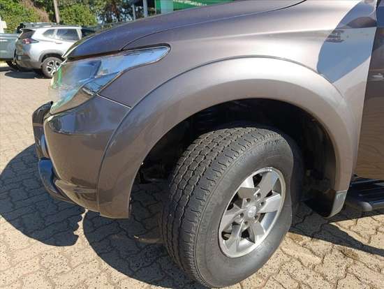 MITSUBISHI-L200 TRITON-2019