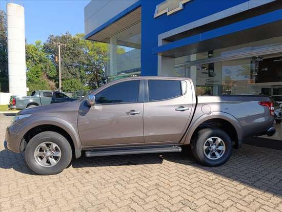 MITSUBISHI-L200 TRITON-2019