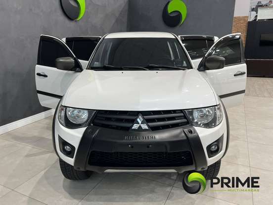 MITSUBISHI-L200 TRITON-2.4 HLS CHROME 4X2 CD 16V FLEX 4P MANUAL MITSUBISHI-L200 TRITON-2016