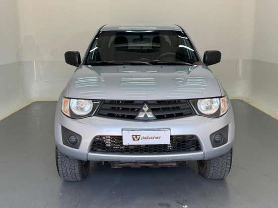 MITSUBISHI-L200 TRITON-3.2 GLX 4X4 CD 16V TURBO INTERCOLER DIESEL 4P MANUAL MITSUBISHI-L200 TRITON-2014