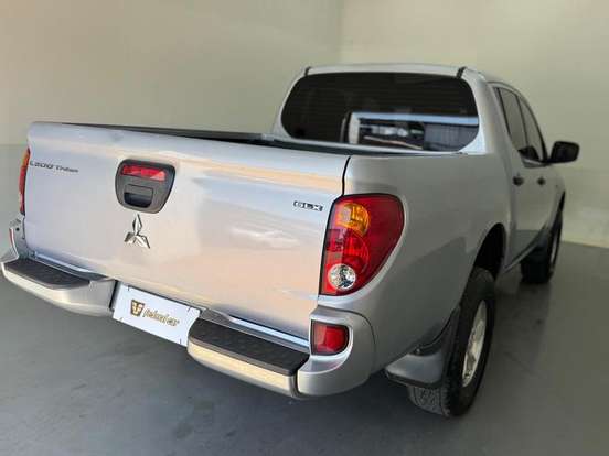 MITSUBISHI-L200 TRITON-3.2 GLX 4X4 CD 16V TURBO INTERCOLER DIESEL 4P MANUAL MITSUBISHI-L200 TRITON-2014