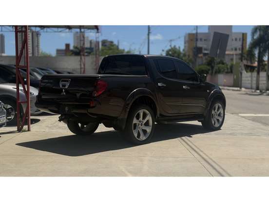 MITSUBISHI-L200 TRITON-3.2 HPE 4X4 CD 16V TURBO INTERCOOLER DIESEL 4P AUTOMÁTICO MITSUBISHI-L200 TRITON-2015