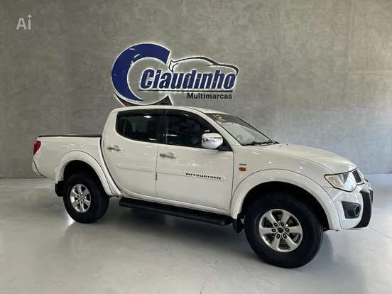 MITSUBISHI-L200 TRITON-3.5 HPE 4X4 CD V6 24V FLEX 4P AUTOMÁTICO MITSUBISHI-L200 TRITON-2011