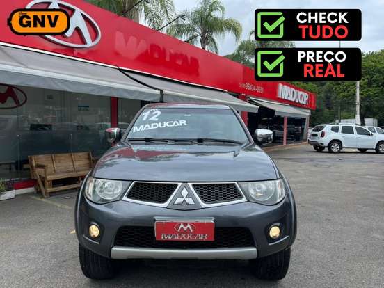MITSUBISHI-L200 TRITON-3.5 HPE 4X4 CD V6 24V FLEX 4P AUTOMÁTICO MITSUBISHI-L200 TRITON-2012