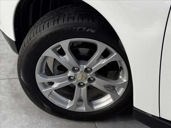 MITSUBISHI-OUTLANDER-2014