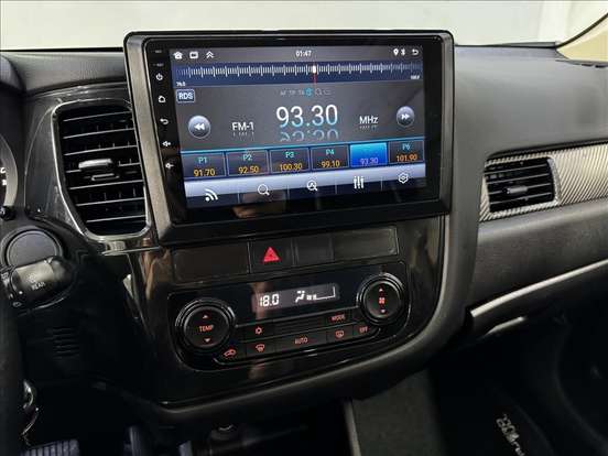 MITSUBISHI-OUTLANDER-2014