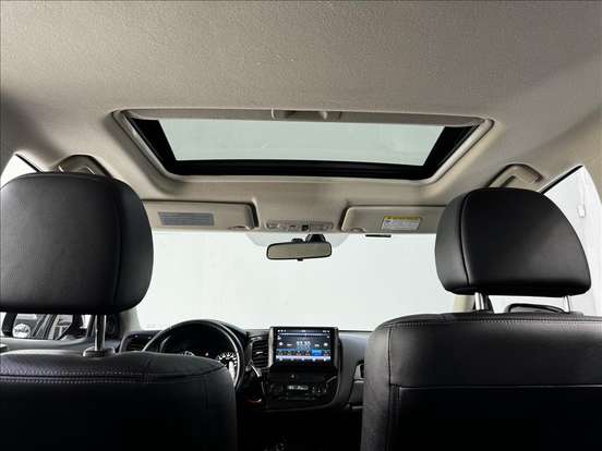 MITSUBISHI-OUTLANDER-2.0 16V GASOLINA 4P AUTOMÁTICO MITSUBISHI-OUTLANDER-2014