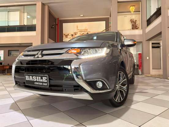 MITSUBISHI-OUTLANDER-2.0 COMFORT 16V GASOLINA 4P AUTOMÁTICO MITSUBISHI-OUTLANDER-2017