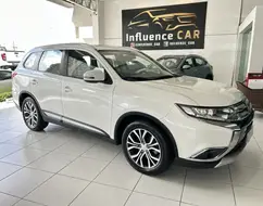 MITSUBISHI OUTLANDER 2.0 COMFORT 16V GASOLINA 4P AUTOMÁTICO MITSUBISHI OUTLANDER 2.0 COMFORT 16V GASOLINA 4P AUTOMÁTICO