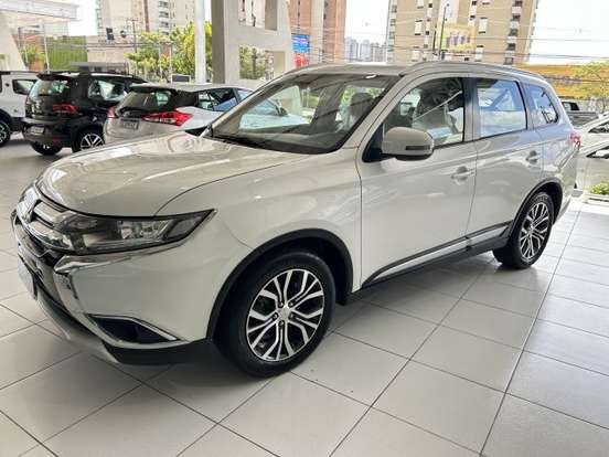 MITSUBISHI-OUTLANDER-2.0 COMFORT 16V GASOLINA 4P AUTOMÁTICO MITSUBISHI-OUTLANDER-2018