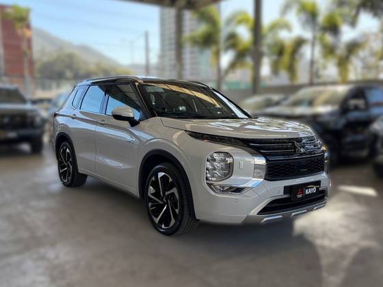 MITSUBISHI OUTLANDER 2.4 PHEV SIGNATURE S-AWC DHT