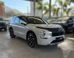 MITSUBISHI OUTLANDER 2.4 PHEV SIGNATURE S-AWC DHT MITSUBISHI OUTLANDER 2.4 PHEV SIGNATURE S-AWC DHT