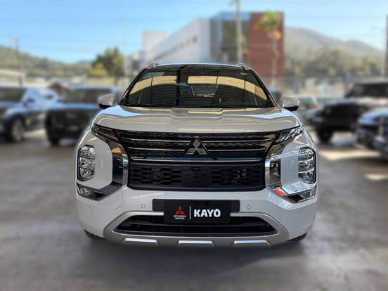 MITSUBISHI-OUTLANDER-2025