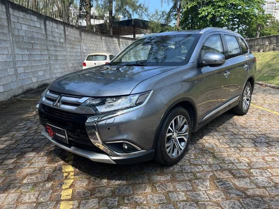 MITSUBISHI OUTLANDER 3.0 GT 4X4 V6 24V GASOLINA 4P AUTOMÁTICO
