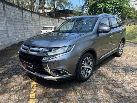 MITSUBISHI-OUTLANDER-3.0 GT 4X4 V6 24V GASOLINA 4P AUTOMÁTICO MITSUBISHI-OUTLANDER-2017