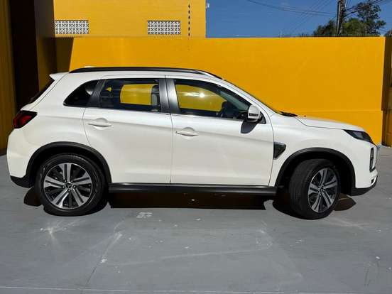 MITSUBISHI-OUTLANDER SPORT-2.0 MIVEC FLEX HPE AWD AUTOMÁTICO MITSUBISHI-OUTLANDER SPORT-2020