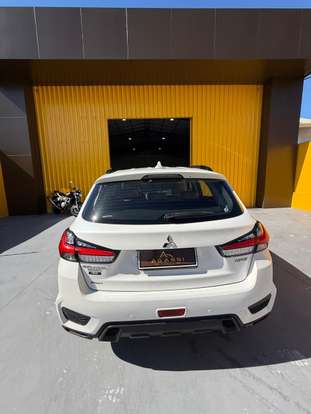 MITSUBISHI-OUTLANDER SPORT-2020