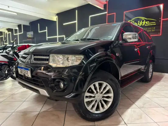MITSUBISHI-PAJERO DAKAR-2014