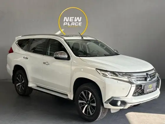 MITSUBISHI PAJERO SPORT 2.4 16V MIVEC TURBO DIESEL HPE AWD AUTOMÁTICO