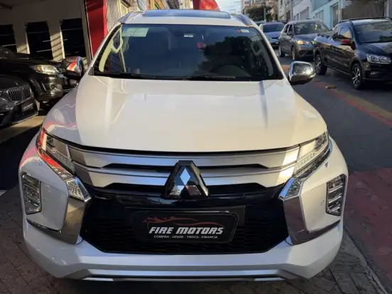 MITSUBISHI-PAJERO SPORT-2.4 16V MIVEC TURBO DIESEL HPE-S AWD AUTOMÁTICO MITSUBISHI-PAJERO SPORT-2022