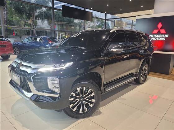 MITSUBISHI PAJERO SPORT 2.4 16V MIVEC TURBO DIESEL HPE-S AWD AUTOMÁTICO