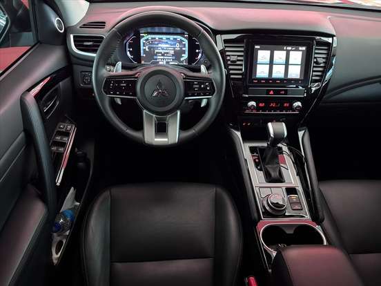 MITSUBISHI-PAJERO SPORT-2024