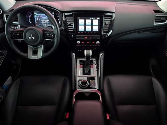 MITSUBISHI-PAJERO SPORT-2024