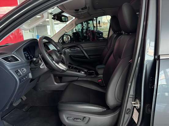 MITSUBISHI-PAJERO SPORT-2024