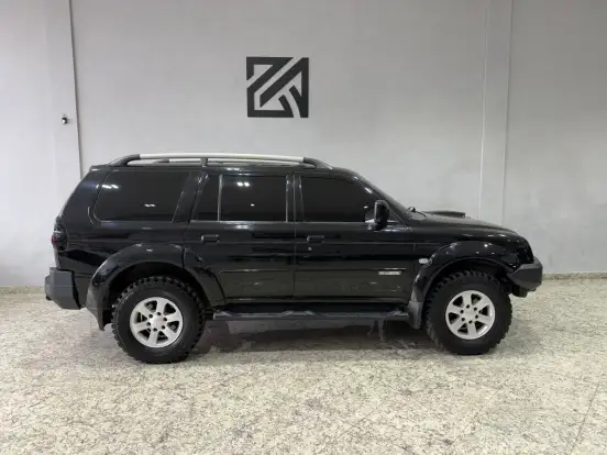 MITSUBISHI-PAJERO SPORT-2006