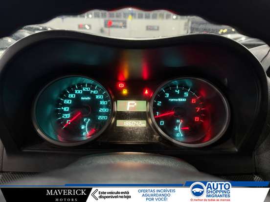MITSUBISHI-PAJERO TR4-2.0 4X2 16V 140CV FLEX 4P AUTOMÁTICO MITSUBISHI-PAJERO TR4-2013