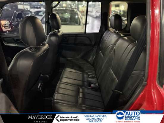 MITSUBISHI-PAJERO TR4-2.0 4X2 16V 140CV FLEX 4P AUTOMÁTICO MITSUBISHI-PAJERO TR4-2013